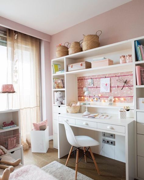 Cute Workspace, Girls Bedroom Storage, Workspace Ideas, Dekorasi Kamar Tidur, Study Room Decor, Girly Room, Welcome Back To School, Girl Bedroom Designs, School School