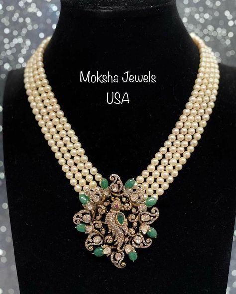 Victorian Lockets Gold Indian, Victorian Haram, Pearl Haram, Pearl Jewelery, Temple Jewellery Earrings, Neck Pieces Jewelry, Choker Necklace Designs, Fancy Jewelry Necklace, Pearl Jewelry Design