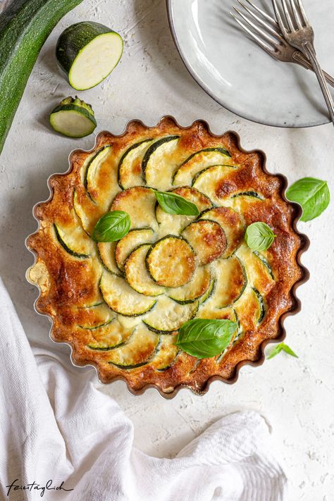 Bbq Dessert, Zucchini Quiche, Parmesan Zucchini, Printable Labels, Apple Pie, Parmesan, Food Inspiration, Tea Time, Zucchini