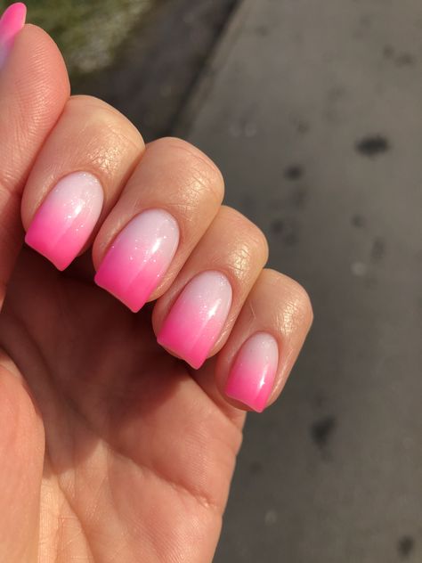 Cute Simple Nails Pink, Pink Ombre French Tip Nails, Pink White Ombre Nails, Simple Nails Pink, Nails Pink Ombre, Feminine Nails, Pink French Nails, Gel Toe Nails, Pink Ombre Nails