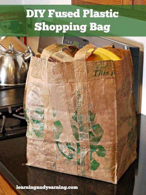 Plastic Bags Diy, Preparedness Ideas, Tote Bag Ideas, Plastic Bag Crafts, Reuse Fabric, Fused Plastic, Upcycle Plastic, Recycled Plastic Bags, Diy Tote