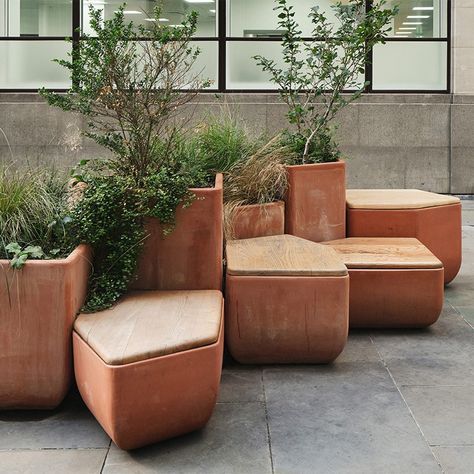 Bench With Planter, London Country, Urban Tree, Outside Room, Public Seating, Public Realm, Urban Furniture, Architectural Photography, Street Furniture