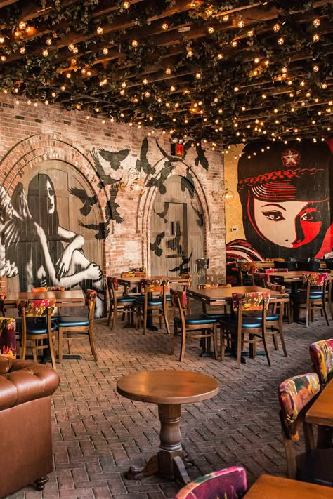 Vandal New York is a restaurant and nightclub located in the historic Lower East Side that pays tribute to the neighborhood’s culture along with taking inspiration from countries across the globe. #Entertainment #Venue #Restaurants #Design #NewYorkCity بيوت ملكية, Mexican Restaurant Decor, Restaurants Design, Restaurant Vintage, Modern Restaurant Design, Pub Interior, Outdoor Restaurant Design, Nightclub Design, Bar Interior Design