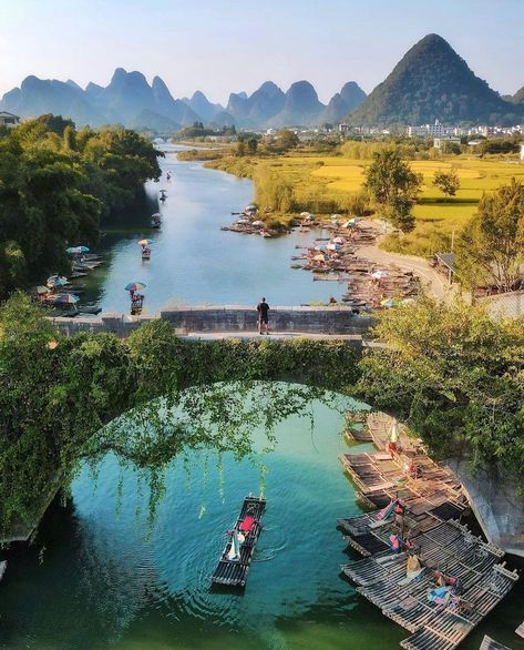 Guilin Mountains China, Guilin China, Fantasy Writing, Explore China, Guilin, Asian Culture, Summer Trip, East Asian, China Travel