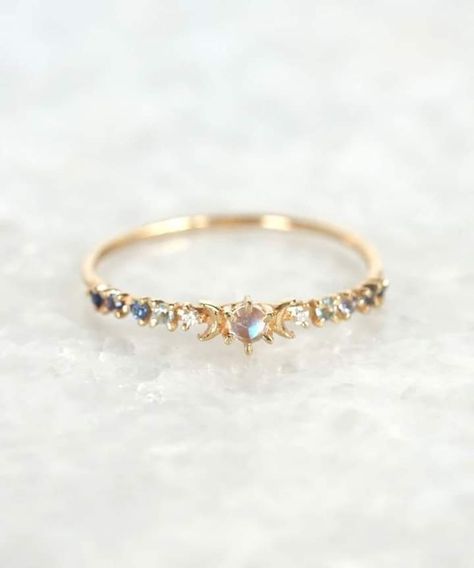 Stardust Ring, Rings Ideas, Golden Ring, Morganite Engagement Ring, Pretty Rings, Rings Simple, Gold Diamond Rings, Gold Engagement, Engagement Ring Settings