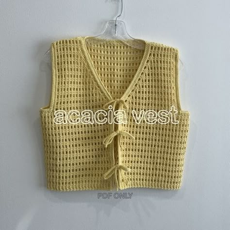 Loopy Vest Crochet Pattern, Free People Crochet Pattern, Crochet Tie Vest Pattern, Crochet Tie Vest Pattern Free, Crochet Wearables Patterns, Crochet Western Patterns, Crochet Projects Thick Yarn, Crochet Pattern Shirt, Free Crochet Vest Pattern