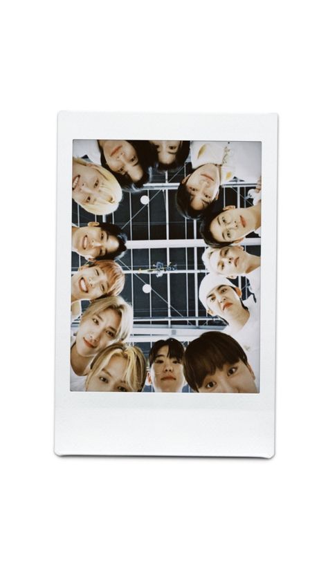 Seventeen Polaroid, 5sos Songs, Funny Quotes Tumblr, Straykids Hyunjin Photoshoot, Seventeen Going Seventeen, Cute Bedroom Ideas, 8th Anniversary, Friends Wallpaper, Seventeen Wonwoo