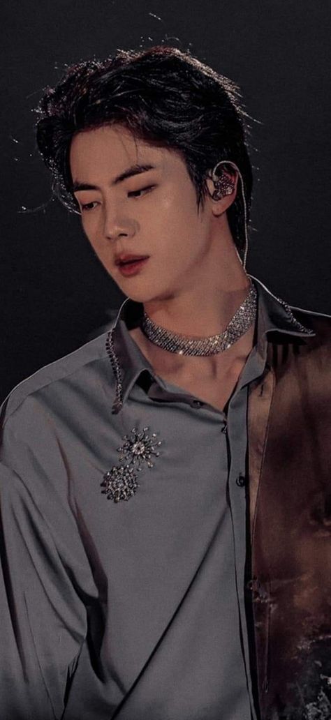 I'm your want more follow me☺️ Jin Pic, Bts History, Bts V Pictures, Bts Bulletproof, Solo Pics, Kim Dong, Seokjin Bts, Jungkook Abs, Kim Taehyung Wallpaper