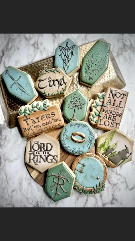 Lotr Wedding Cake, Hobbit Cookies, Lotr Birthday Party, Wedding Cake With Greenery, Long Expected Party, Hobbit Birthday Party, Cake With Greenery, Hobbit Cake, Lord Of The Rings Birthday