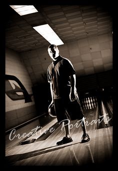 senior pictures with bowling | Bowling Senior… Bowling Pictures, Boy Senior Portraits, Softball Senior Pictures, Senior Portraits Male, Senior Photos Boys, Senior Boy Poses, Senior Pictures Sports, Male Senior Pictures, Senior Portrait Poses