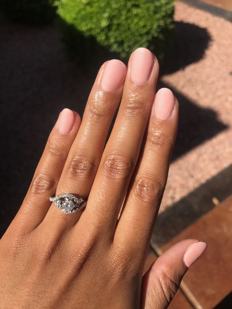 Pink nails on brown skin 😍 Engagement Nails For Brown Skin, Engagement Nails Brown Skin, Brown Skin Manicure, Manicure For Brown Skin, Engagement Rings Brown Skin, Pink Nails On Brown Skin, Square Nails Brown, Nails On Brown Skin, Nails Brown Skin