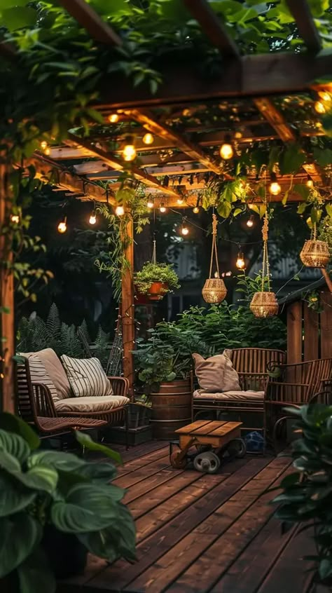 50+ Stunning Small Rooftop Ideas for a Dreamy Space - DecorWithEva Small Garden Lounge, Outdoor Rooftop Ideas, Small Cozy Outdoor Patio Ideas, Cozy Outdoor Patio Ideas, Outdoor Garden Seating Ideas, Cozy Terrace Ideas, Rooftop Terrace Decor, Cozy Garden Ideas, Patio Lounge Area