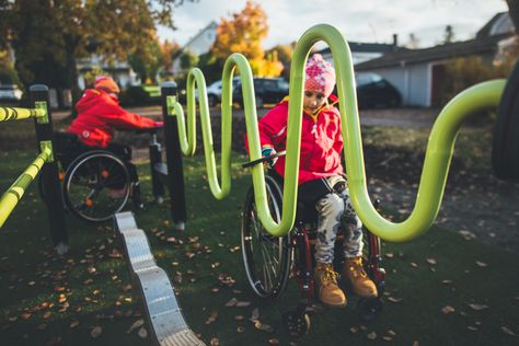 It is important that everyone is given equal opportunity to participate in play and sports. Inclusive Design playgrounds are designed to make them such that it is easy for everyone to move and play in them, which encourages all children to play together. Inclusive Park Design, Sensory Playground, Inclusive Playground, Concept Board Architecture, Outdoor Gym Equipment, Park Furniture, Adult Playground, Active Design, Parks Furniture