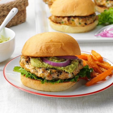 Cheddar Jalapeno Chicken Burgers with Guacamole Recipe -My husband and I are down for anything with guacamole, so it's no wonder that we love these smoking-hot burgers! They're perfect for a quick weeknight meal or a backyard barbecue! —Gaby Dalkin, Los Angeles, California Dill Chicken, Chicken Burgers Recipe, Whats Gaby Cooking, Turkey Burger Recipes, Queso Cheddar, Jalapeno Chicken, Chicken Burger, Grilled Burgers, Turkey Burger