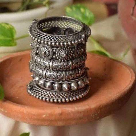 Bangles for this navraatri Oxidised Bangles, Bracelet Indian, Antique Silver Jewelry, The Bangles, Brass Bangle, Bangles Indian, Hand Bracelet, Indian Aesthetic, Girly Accessories