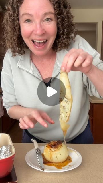 Amy | Belly Full on Instagram: "Tried the viral onion boil and it's a 10/10 for me!" Onion Boil Recipe Tik Tok, Onion Boil Tik Tok, Onion Boil Recipe, Boiled Onions, Onion Boil, Outdoor Brick Oven, Tik Tok Snacks, Onion Dishes, Baked Onion