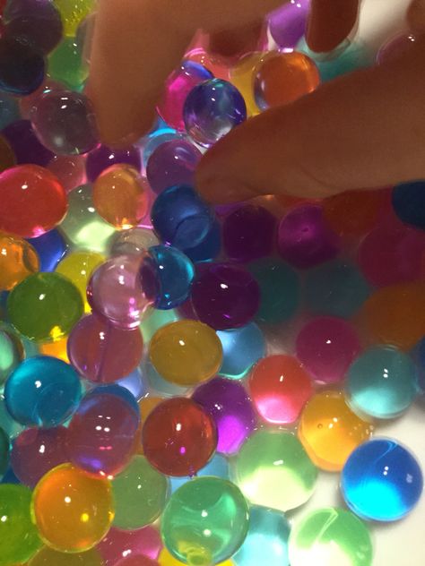 Orbeez!!!!!! Unedible Things I Want To Eat, Weird Cravings, Mr Smalls, Childhood Aesthetic, Nostalgia Core, Childhood Memories 2000, 2000s Nostalgia, Nostalgic Toys, Rainbow Aesthetic