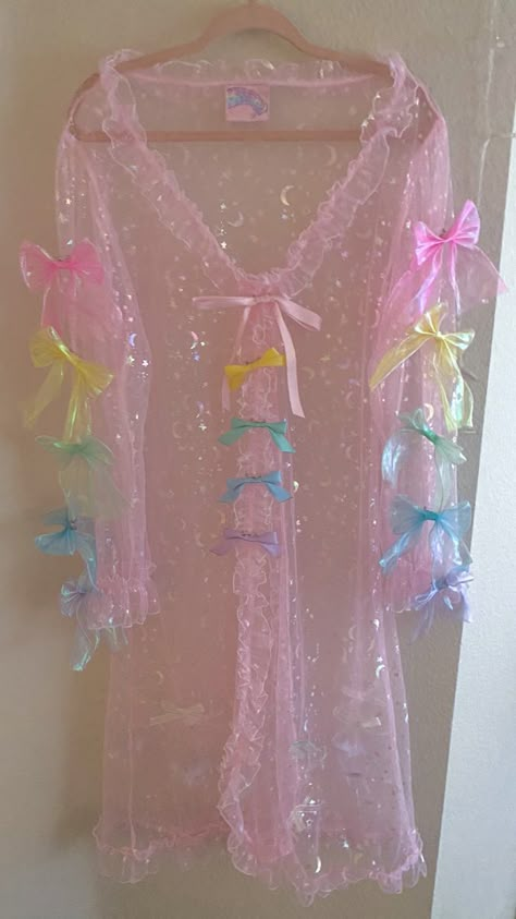 Kawaii Kidcore Outfit, Pastel Rainbow Clothes, Candy Core Outfits, Pastel Core, Rainbow Outfit Aesthetic, Kawaii Rainbow Outfit, Crybabycore Outfits, Pastel Kidcore Outfits, Fairy Kei Art