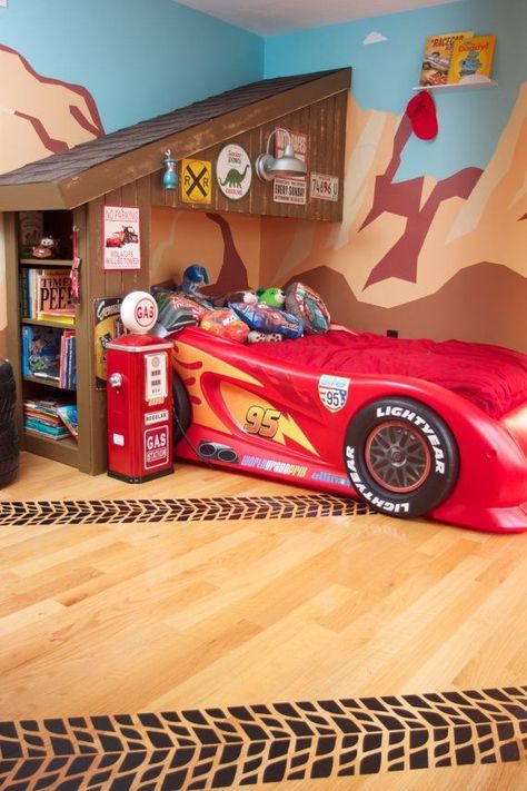 Cars Toddler Room, Cars Bedroom Ideas, Lightning Mcqueen Bed, Car Toddler Room, Lightning Mcqueen Bedroom, Disney Cars Room, Disney Cars Bedroom, Race Car Bedroom, Car Themed Rooms