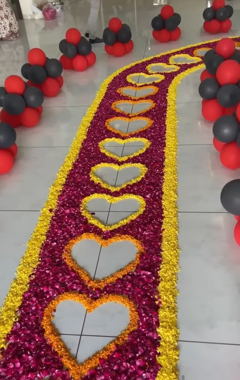 baby welcome decoration Kankupagla Decoration At Home, Welcome Rangoli With Flowers, Pagla Decoration, Flower Pathway, Baby Welcome Decoration, Sankranti Decoration, Welcome Rangoli, Corpus Cristi, Welcome Decoration