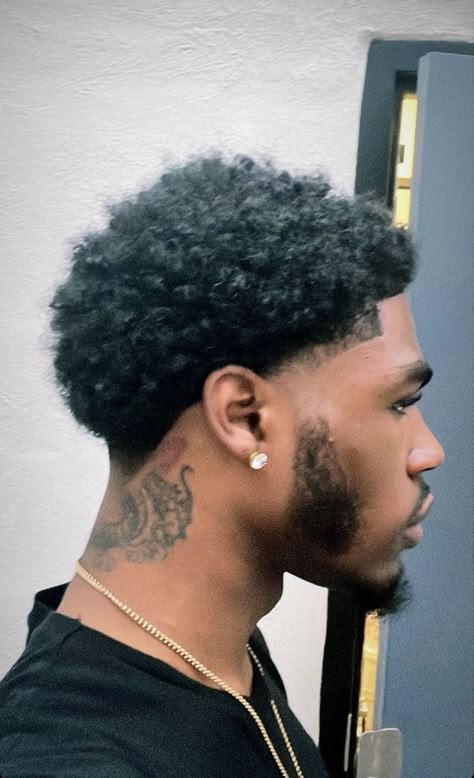 Low Cut Ceaser With Deep Waves, Mini Fro Taper Men, Low Afro Taper Fade Black Men, Mid Taper Black Men, Front Taper Haircut Black Men, Short Curly Taper, Black Men Taper Fade, Low Taper Black Men, High Taper Fade Haircut Black