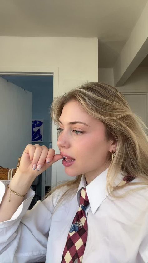 TikTok de Taylor Burtlake (@taylorburtlake) | Veja os vídeos mais recentes de Taylor Burtlake no TikTok Saving 6 Chloe Walsh, Mina Bishop, Taylor Burtlake, Steel Princess, Jennifer Lynn, Binding 13, Chloe Walsh, New Romantics, Creative Instagram Stories