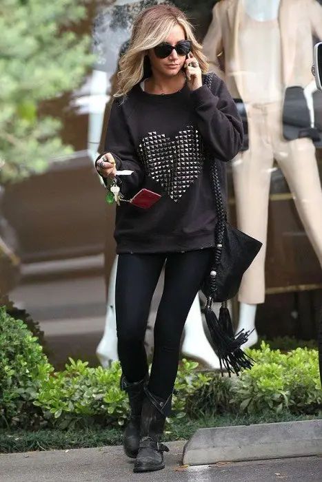 7 Street Style Ways to Wear Mid Calf Boots ... Mid Calf Boots Outfit, Calf Boots Outfit, Ashley Tisdale Style, Black Mid Calf Boots, Fall Boots Outfit, Studded Sweater, Ashley Tisdale, Mid Boots, Legging Outfits