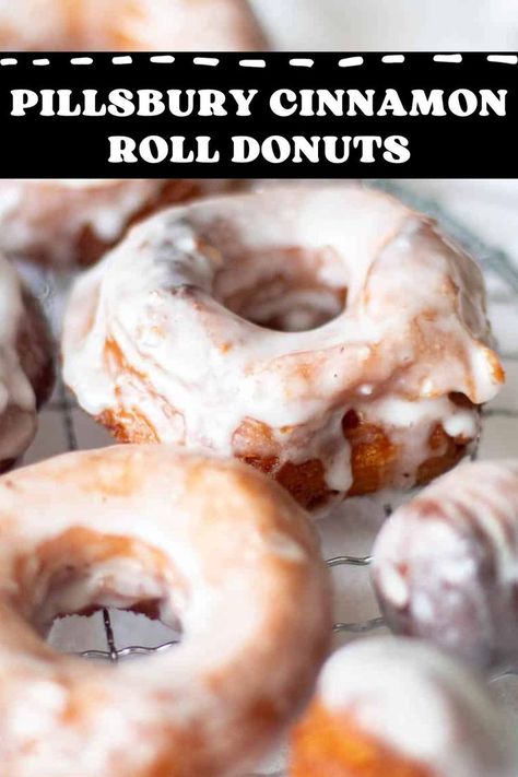 Cinnamon Rolls Donut, Cinnamon Roll Donut, Donuts No Yeast, Donuts Krispy Kreme, Easy Donut Recipe, Cinnamon Roll Bake, Turnover Recipes, Cinnamon Donuts, Easy Sweets