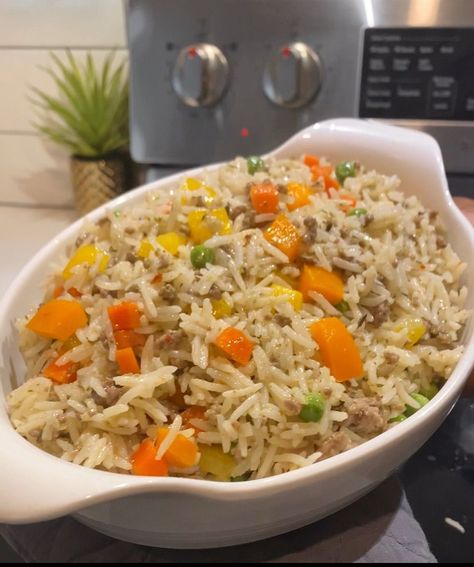 One Pot Minced Meat Rice! Easy & Delicious | One Pot Minced Meat Rice! Easy & Delicious | By Foodzizzles Minced Beef, Beef Rice, Beef And Rice, Minced Meat, Easy Delicious, One Pot, Rice, Meat, Quick Saves