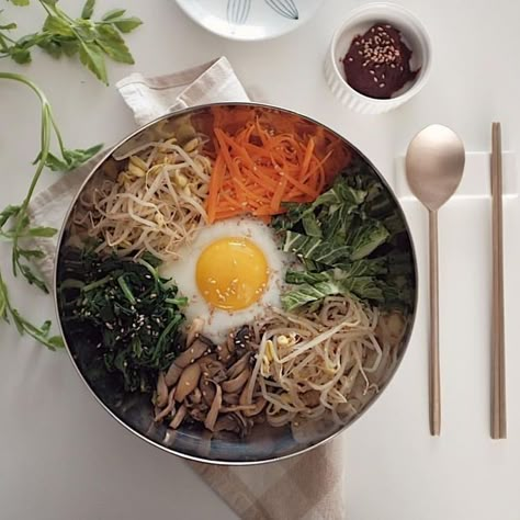 Healthy Food Motivation, March 1, Korean Food, Pretty Food, Traditional Food, Nutritious Meals, I Love Food, Cute Food, Makanan Dan Minuman