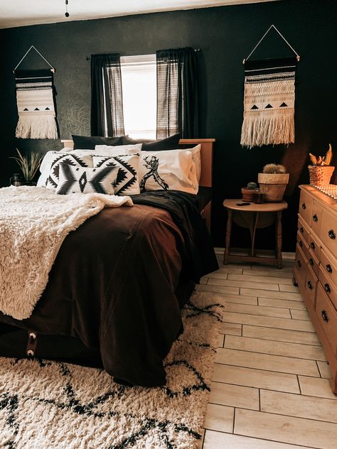 Black Bedding Western Room, Black White And Tan Bedroom Boho, Black Bedroom Western, Western Black Bedroom, Dark Southwestern Bedroom, Black Comforter Bedroom Boho, Bohemian Western Bedroom, Black And Brown Western Bedroom, Black And Tan Room Bedroom