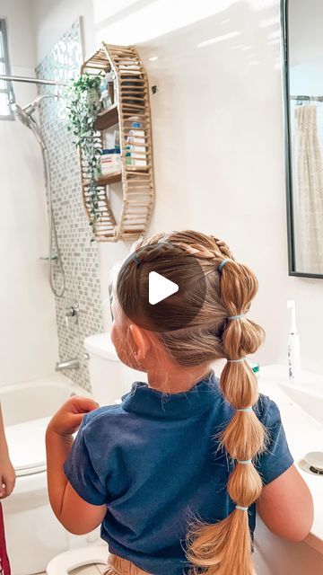 Ale Munoz : motherhood on Instagram: "Hairstyle de hoy: Braided bubble braids ✏️❤️ ⭐️" Hairstyles For 4 Year Girl, Bubble Braid With Ribbon, Girls Bubble Braid, Toddler Bubble Braid, Kids Bubble Braid, Hairstyle Girls Kids, Cute Hairstyles For Toddlers, Hair For Girls Kids, Hair Bubble Braids