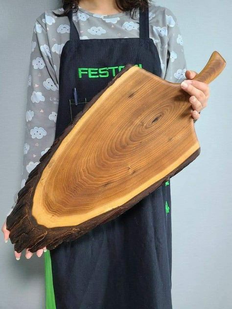 Tre Kunst, Wood Chopping Board, Diy Wooden Projects, Wood Shop Projects, Wooden Projects, Wood Creations, Diy Wood Projects Furniture, Small Wood Projects, Teds Woodworking