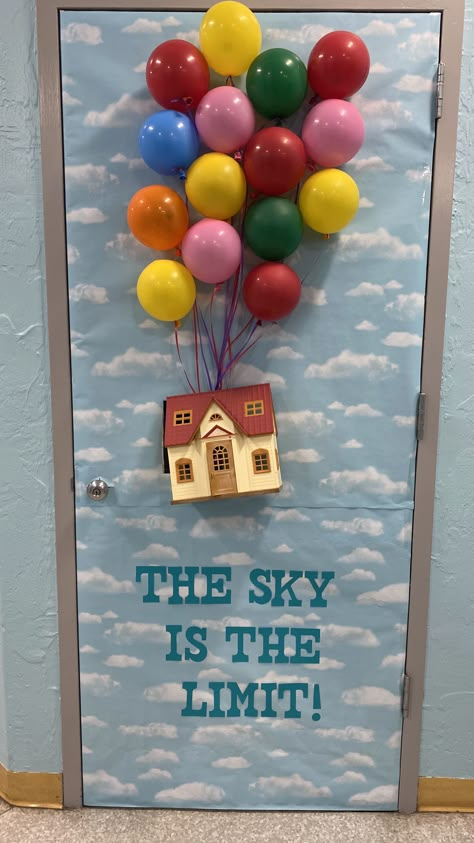 Childcare Door Displays, Door Design For School, Class Door Decoration Ideas, Circus Kids Crafts, Spring Classroom Decorations, Teacher Appreciation Doors, Alphabet Crafts Preschool, Classroom Welcome, School Door Decorations