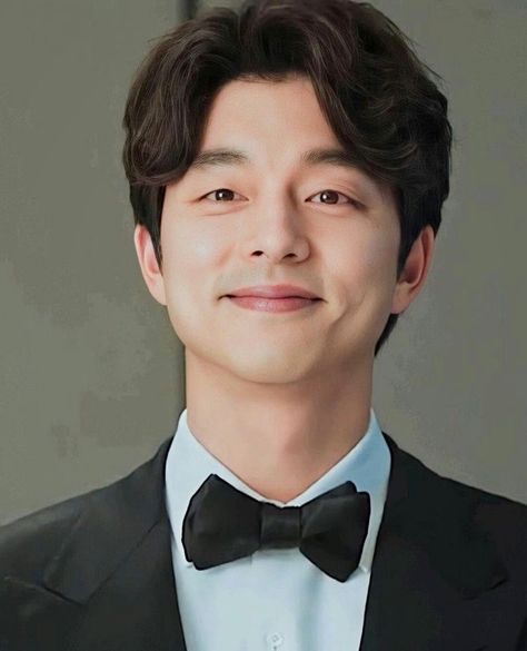 Gong Yoo Smile, Goblin The Lonely And Great God, Do You Like Messi, Goblin Gong Yoo, Goblin Korean Drama, Korean Tv Series, Jin Goo, Hollywood Men, Korean Drama Songs