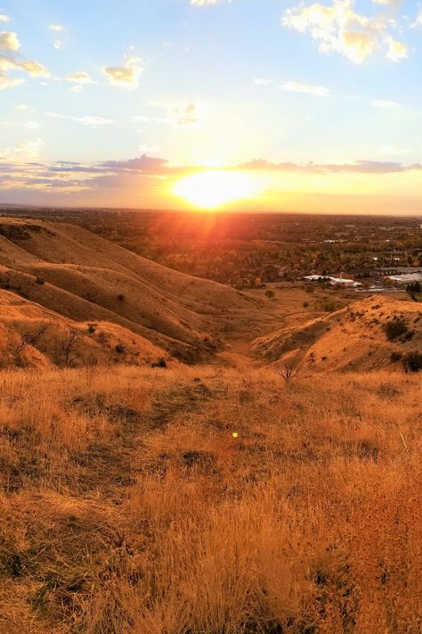 Boise Aesthetic, Boise Idaho Aesthetic, Idaho Aesthetic, Travel Itinerary Planner, Road Trip Map, Itinerary Planner, Mountains Hiking, Summer Hike, Grassy Field