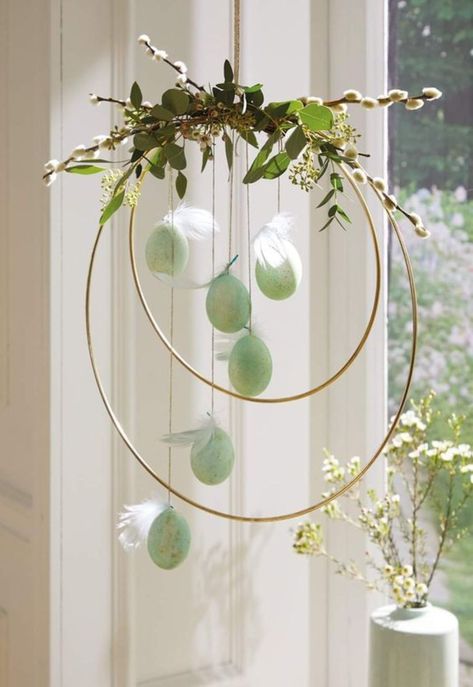 Hoop Decoration Ideas, Hula Hoop Decoration, Diy – Velikonoce, Easter Craft Decorations, Design Villa, Spring Craft, Easter Eggs Diy, Easter Floral, Easter Inspiration