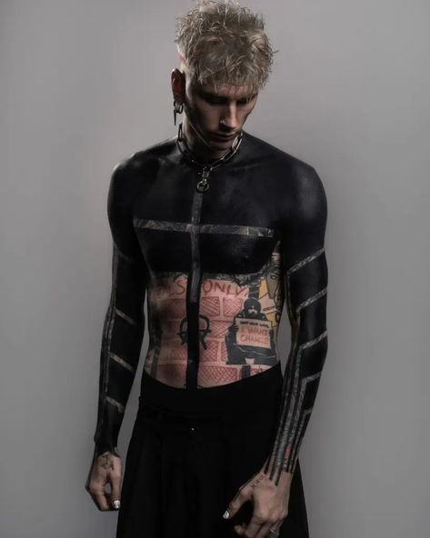 Machine Gun Kelly 'had a breakdown' before blackout tattoo Mgk Tattoos, Celebrity Quiz, Blackout Tattoo, Ronnie Radke, Colson Baker, Falling In Reverse, Shocking News, New Tattoo, Christopher Nolan