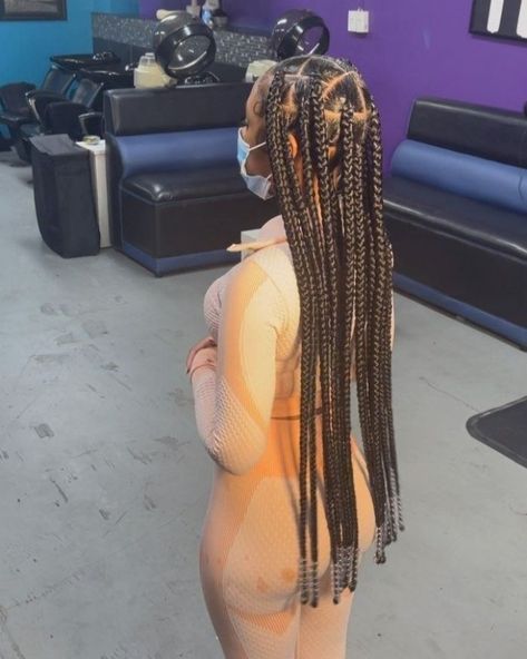 Atlanta hairstylist -Dessy 💕 on Instagram: “Large knotless   but length   beads She so bad 😍😍😍😍 #atlantahairstylist #atlantahairstylist #atlbraider #atlbraids #houstonhairstylist…” #hairstylist #haircolor #hairstyle Large Knotless, Banana Hair Clips, Black Ponytail Hairstyles, Feed In Braids Hairstyles, Birthday Hairstyles, Curls Hairstyles, Braided Styles, Feed In Braid, Protective Hairstyles Braids