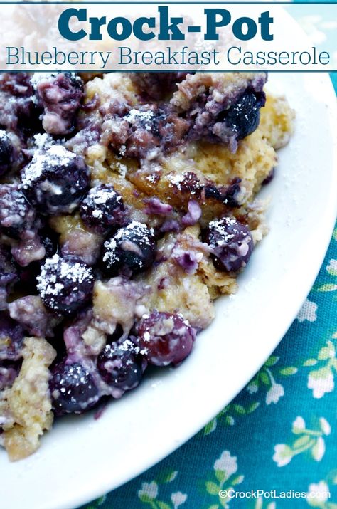 Crock-Pot Blueberry Breakfast Casserole Blueberry Breakfast Bake, Breakfast Casserole Crockpot, Blueberry Breakfast Casserole, Casserole Crockpot, Crockpot Breakfast Casserole, Breakfast Crockpot Recipes, Baked Breakfast Recipes, Vegetarian Crockpot Recipes, Slow Cooker Breakfast