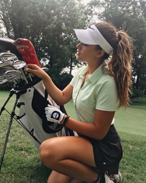 ✯ Jordan Cornelius ✯ on Instagram: “Admiring my new PXG’s and I must say I’m in love 😍❤️ What clubs do you play with?? 👇🏼” Girl Golf Outfit, Cute Golf Outfit, Golf Attire Women, Poses Aesthetic, Tennis Outfits, Golf Inspiration, Womens Golf Fashion, Girls Golf, Golf Attire