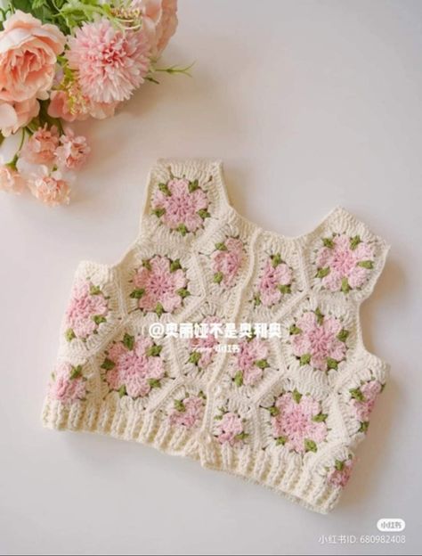 Crochet Sweater Design, Gilet Crochet, Crochet Ladies Tops, Crochet Hexagon, Crochet Clothing And Accessories, Kawaii Crochet, Crochet Fashion Patterns, Crochet Baby Clothes, Crochet Stitches Tutorial