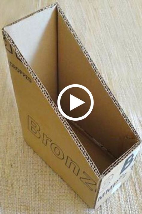 Cardboard Organizer, Cardboard Storage, Cardboard Crafts Diy, Diy Storage Boxes, Diy Cardboard Furniture, Paper Towel Roll Crafts, Cardboard Furniture, Diy Cardboard, Fabric Christmas Ornaments