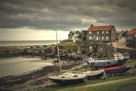 Craster Northumberland, British Villages, Northumberland England, Northumberland Coast, Humans Of New York, Village Photography, Old Boats, Newcastle Upon Tyne, Interesting Places