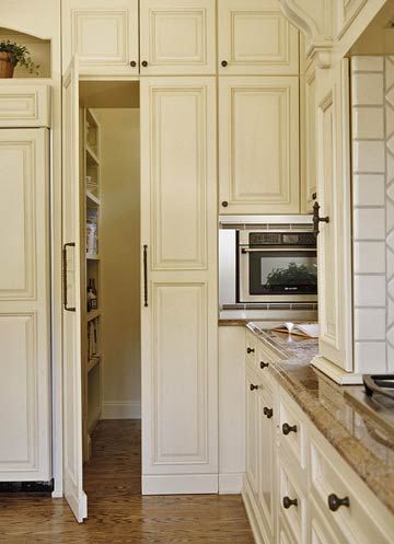 Walk in pantry that blends in with the cabinets, love. #pantry #organize Panty Organization, Organize Pantry, Hidden Pantry, Nice Designs, Kitchen Pantry Design, Hidden Door, Pantry Design, Counter Tops, Kitchen Remodel Idea