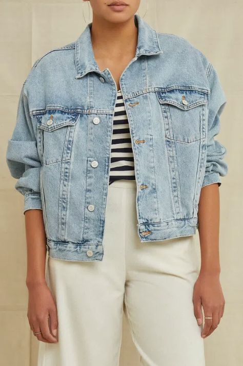 Agolde Charli Jacket, Jeans Jacket Outfit Women, Light Wash Jean Jacket Outfit, Light Wash Denim Jacket Outfit, Light Denim Jacket Outfit, Denim Jacket And Jeans Outfit, Jeans Jacket Outfit, Denim Jacket Outfit Women, Oversized Denim Jacket Outfit