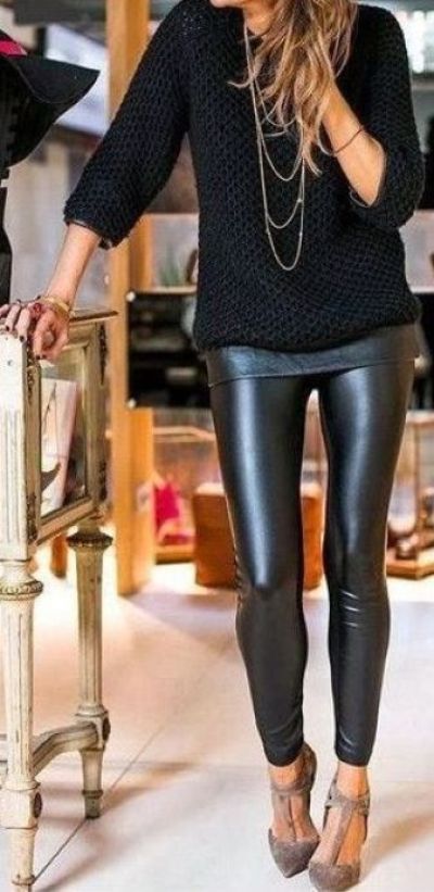 15 Ways To Wear Leather Leggings - Society19 Outfits Leggins, Leather Leggings Outfit, Look Legging, Fleece Leggings, Black Leather Pants, Legging Outfits, Faux Leather Leggings, Looks Style, Ladies Dress Design