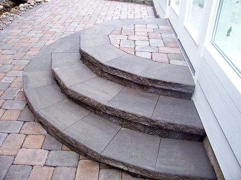 Paver Patio Ideas, Patio Plan, Paver Steps, Patio Stairs, Front Door Steps, Patio Steps, Patio Projects, Outdoor Steps, Porch Steps