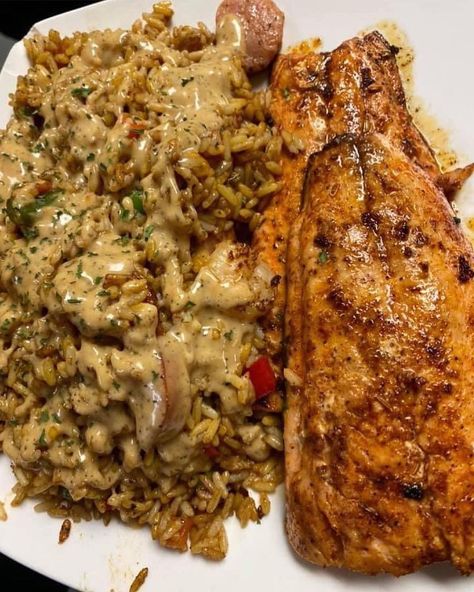 Blackened Catfish, Cajun Rice, Cajun Food, Delicious Seafood Recipes, Soul Food Dinner, Food Babe, Food Therapy, Yummy Comfort Food, Food Recepie