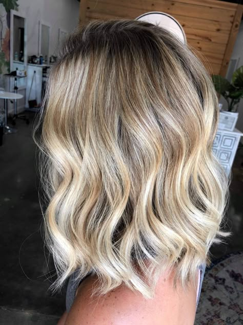 Mid Length Hair Blonde Shadow Root, Heavy Blonde Highlights With Shadow Root, Blonde Hair With Shadow Root And Lowlights, Highlights With Root Shadow, Blonde Highlights Shadow Root, Highlights With Shadow Root, Light Blonde Hair With Lowlights, Blonde Highlights With Shadow Root, Blonde Root Shadow